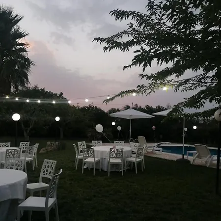 Paradiso Villa Latiano
