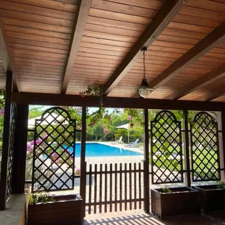 Paradiso Villa *